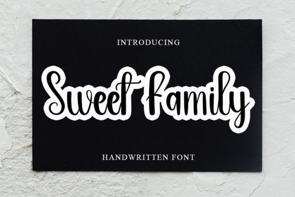 Sweet Family Font: A Delicate Handwritten Typeface